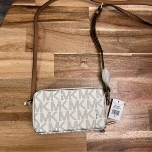 Michael Kors Crossbody Bag